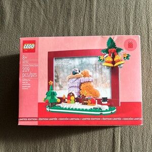 LEGO Christmas Picture Frame Set - Limited Edition Set